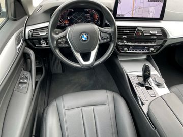 BMW 520 - 12