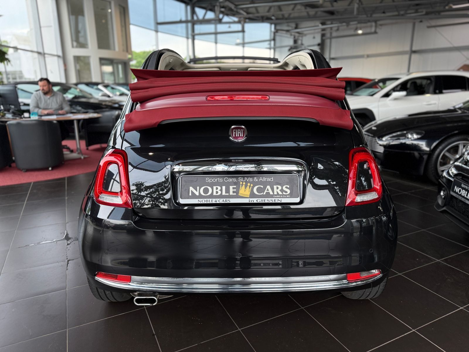 Fahrzeugabbildung Fiat 500C Lounge NAVI PDC ALU