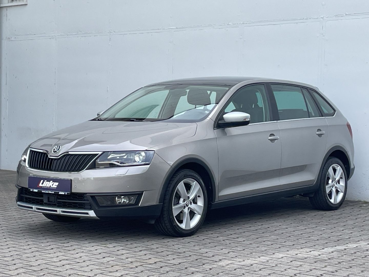Rapid Spaceback 1.4 TSI DSG Ambition AHK/Pano/Xe