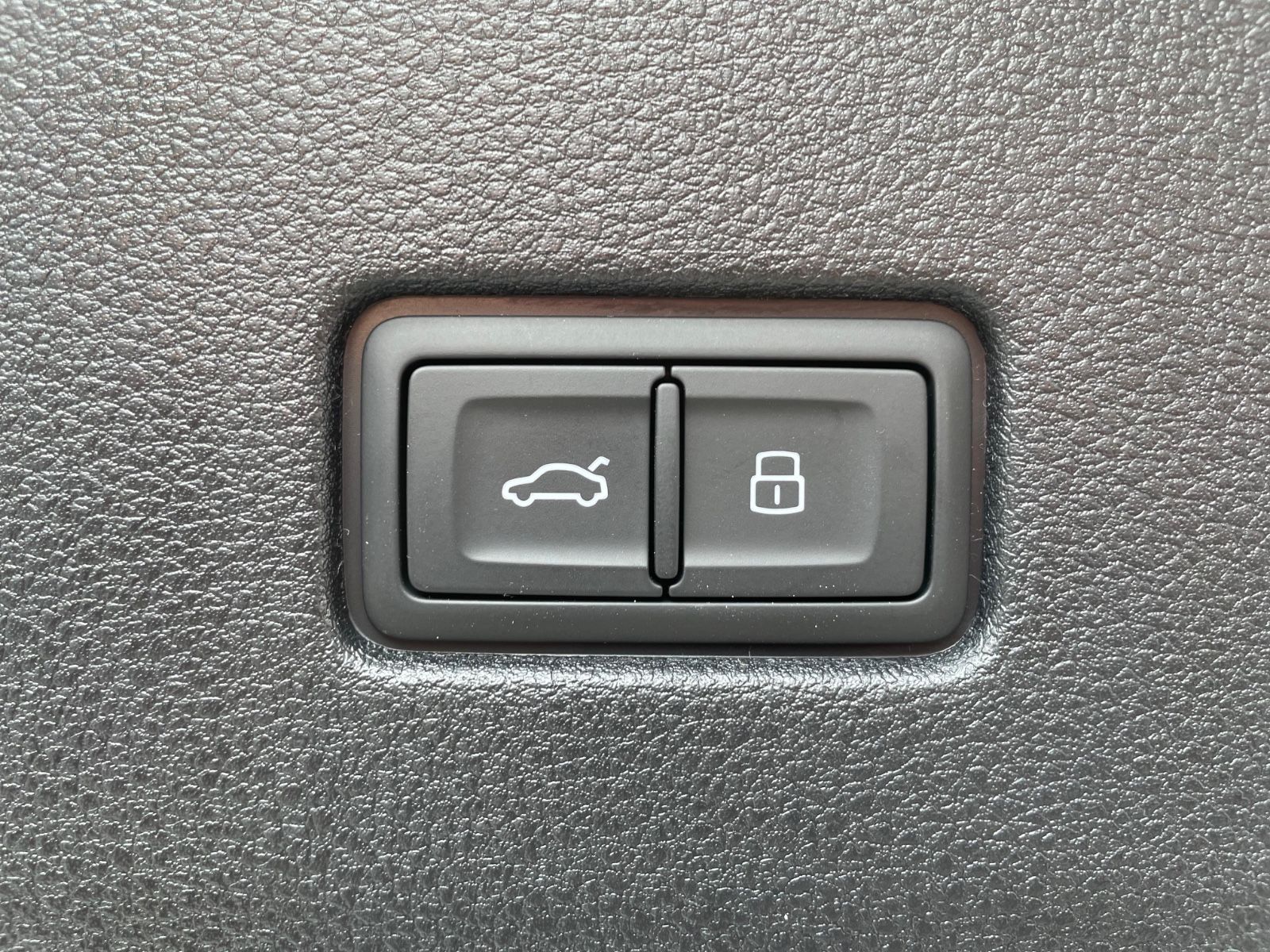 Fahrzeugabbildung Audi Q8 50 TDI Facelift |SLine|HUD|Softclose|23"|B&O|