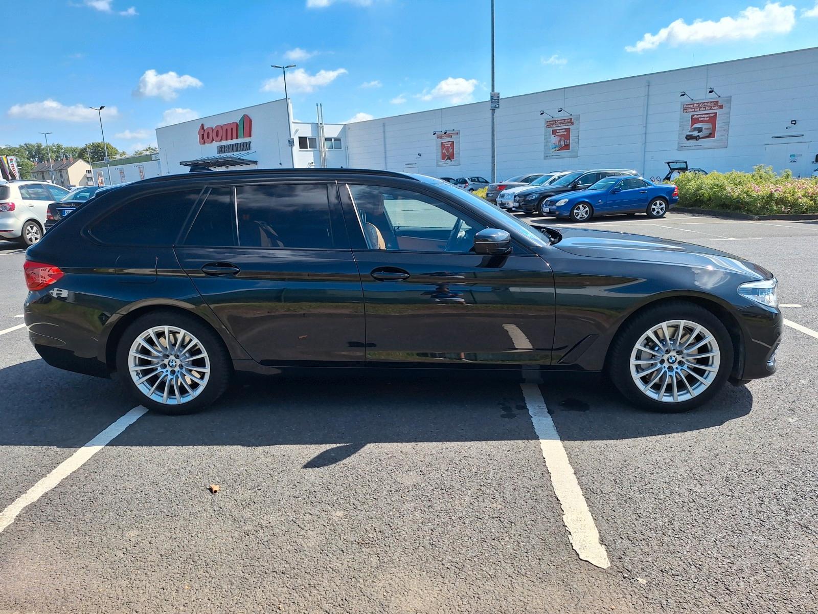 BMW 530d xDrive Tour./Sport Line/HUD/Matrix-LED/Shz