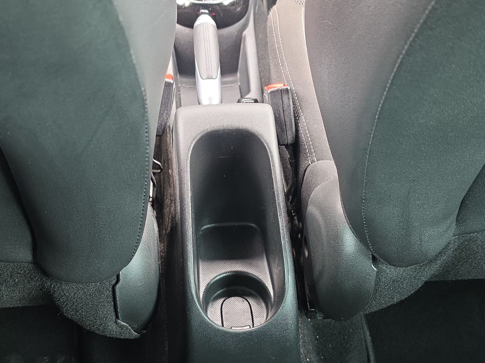 Fahrzeugabbildung Citroën DS3 SoChic SPORTPAKET KLIMA PDC TEMPOMAT