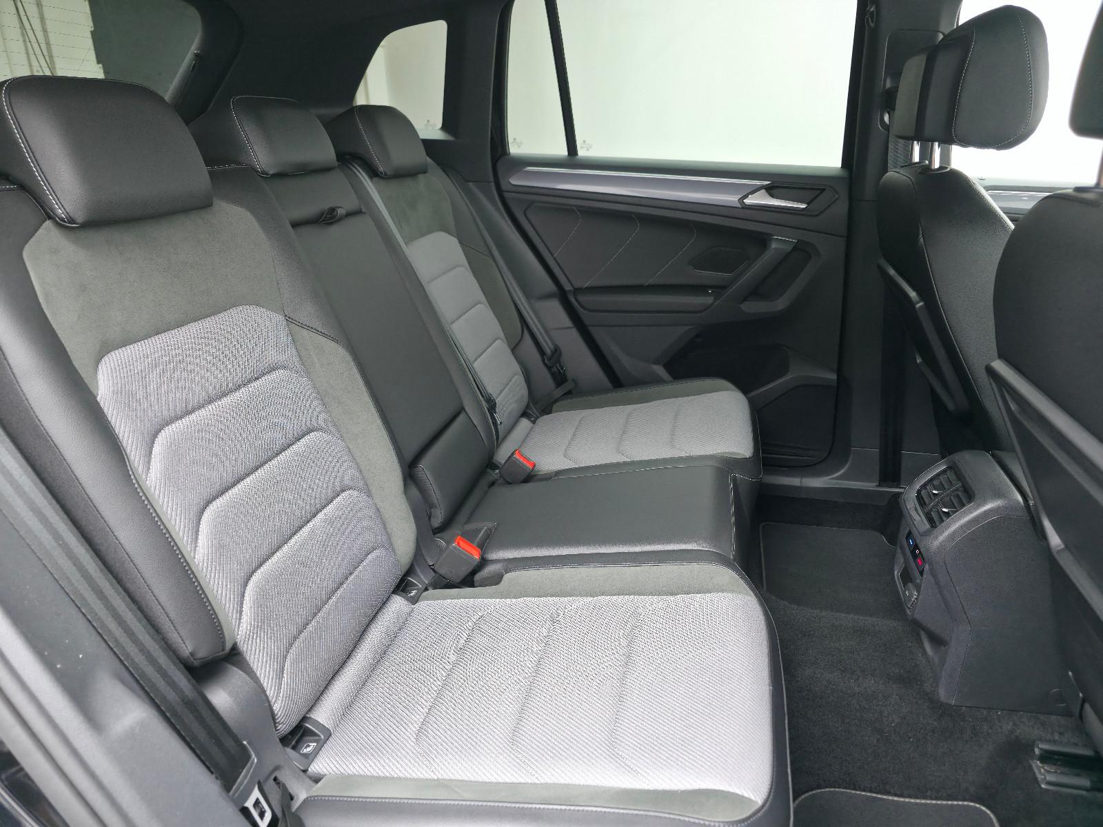 Volkswagen Tiguan 2.0 TSI DSG 4M R-LINE BLACK ACC 19 ZOLL, миниатюра 19