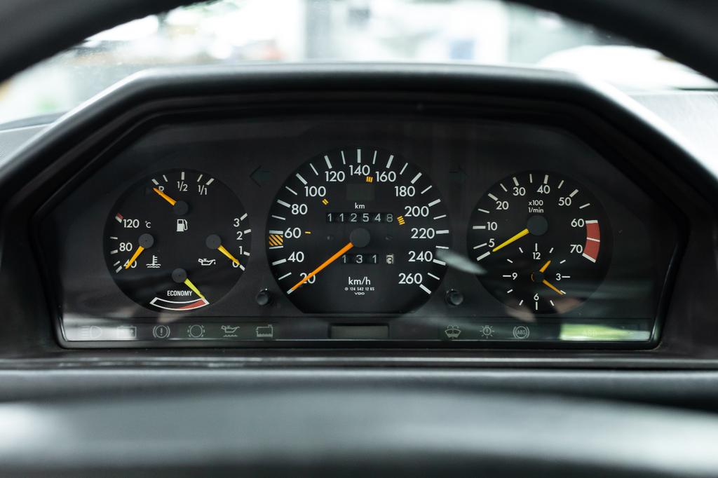 Mercedes-Benz CE 230