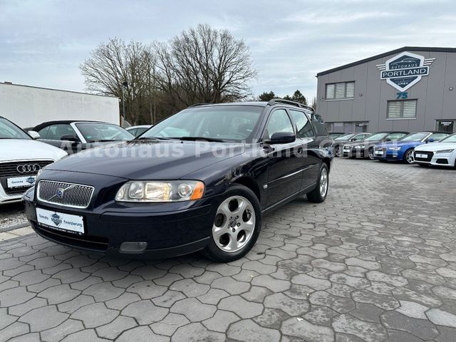 Volvo V70 Kombi 2.4 D Kinetic/S-Heft/Tempomat