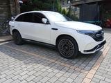 Mercedes-Benz EQC400 AMG 4M ACC Burmester AHK Garantie - Mercedes-Benz EQC: Garantie