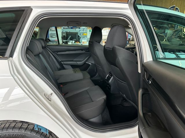 MYAUTOCENTER – Gebraucht- und Jahreswagen mit Werkstattservice in Pfaffenhofen Skoda Octavia Combi Clever iV *LED*Virtuel*Kamera*