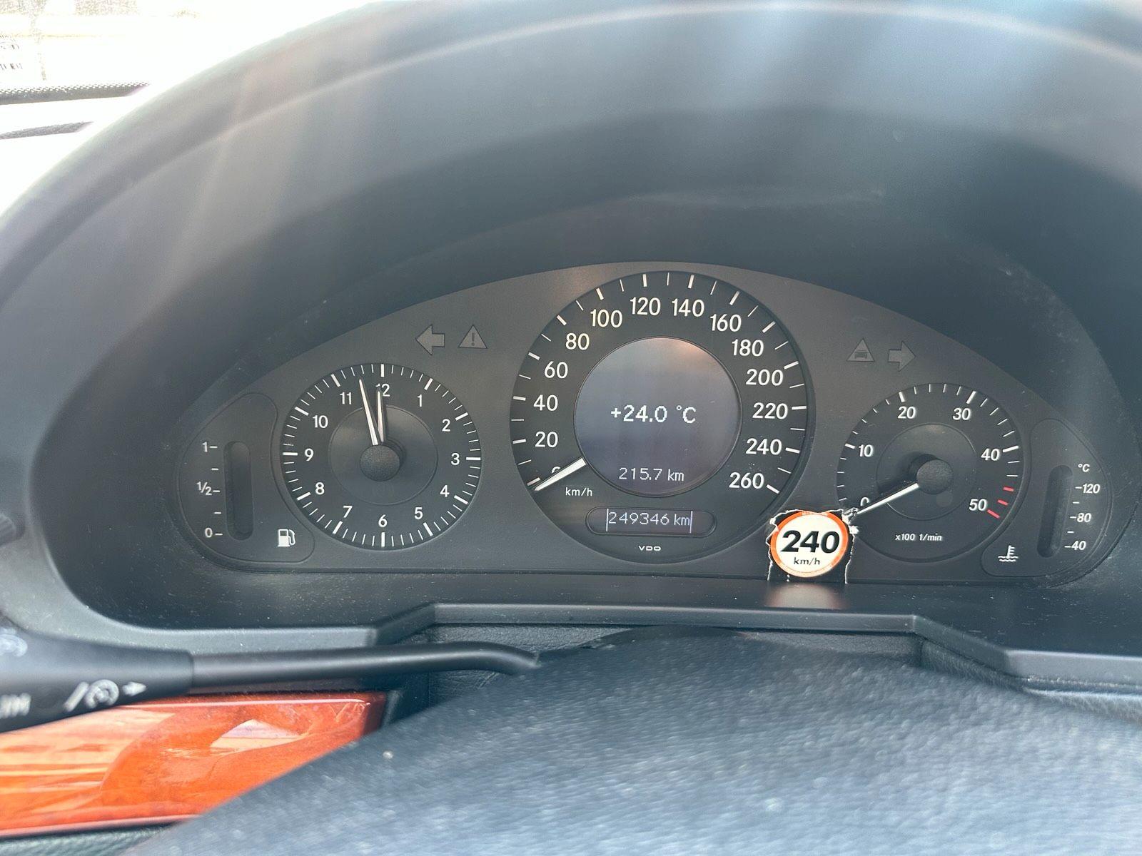 Mercedes-Benz E280 2006 — photo 5