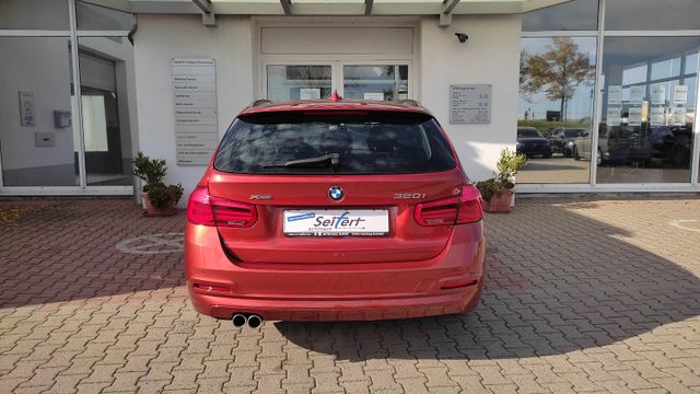 320i Touring  xDrive Advantage *AHK*LED*Panoram.