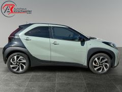 TOYOTA Aygo X Teamplayer