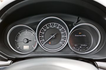 Fahrzeugabbildung Mazda CX-5 Sports-Line AWD