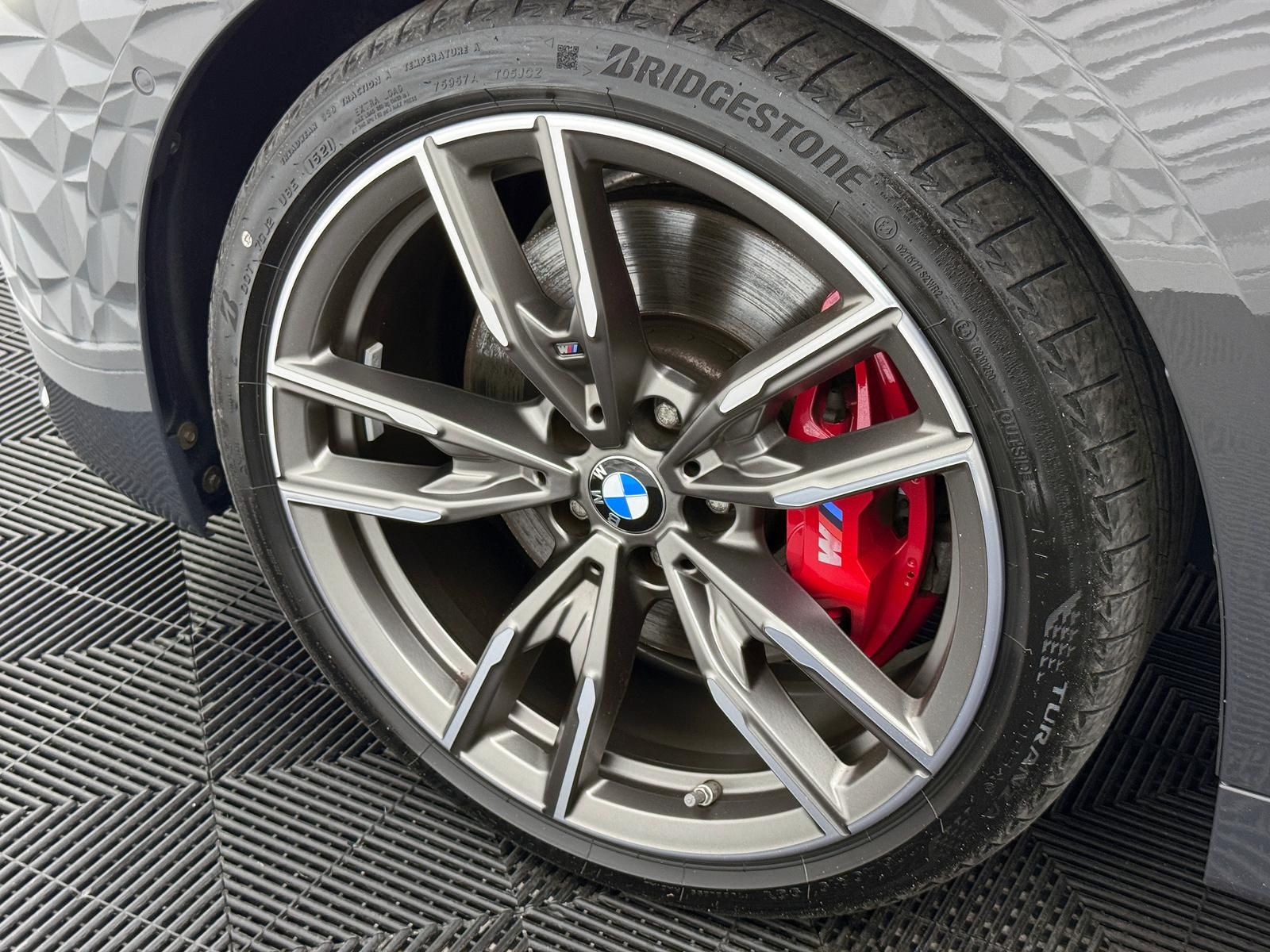Fahrzeugabbildung BMW XDR*INDIVIDUAL*LASER*STANDHZ*H&K*HUD*KLAPPE*DE