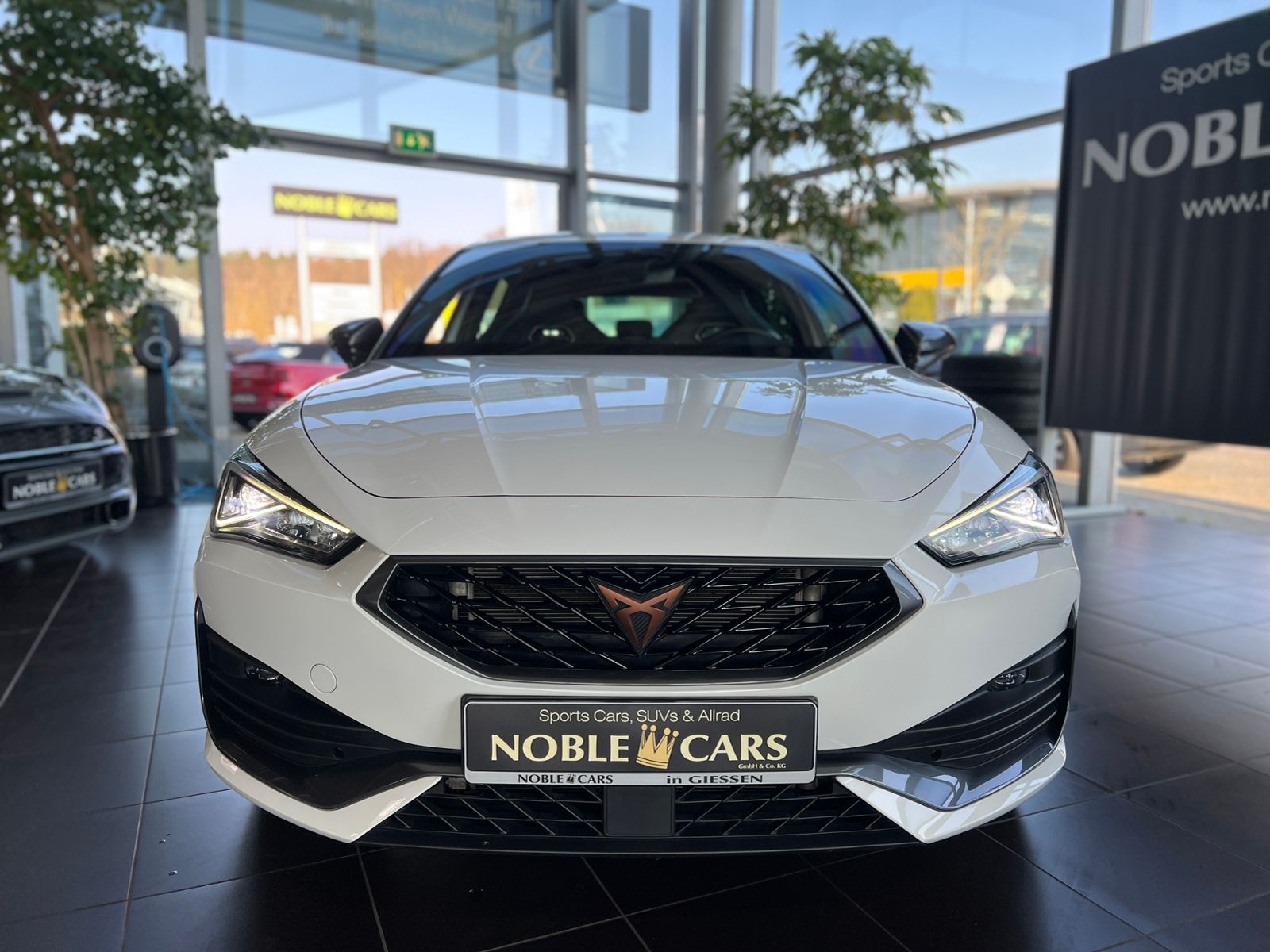 Fahrzeugabbildung CUPRA Leon Lim. VZ e-Hybrid FULL LINK LED NAVI