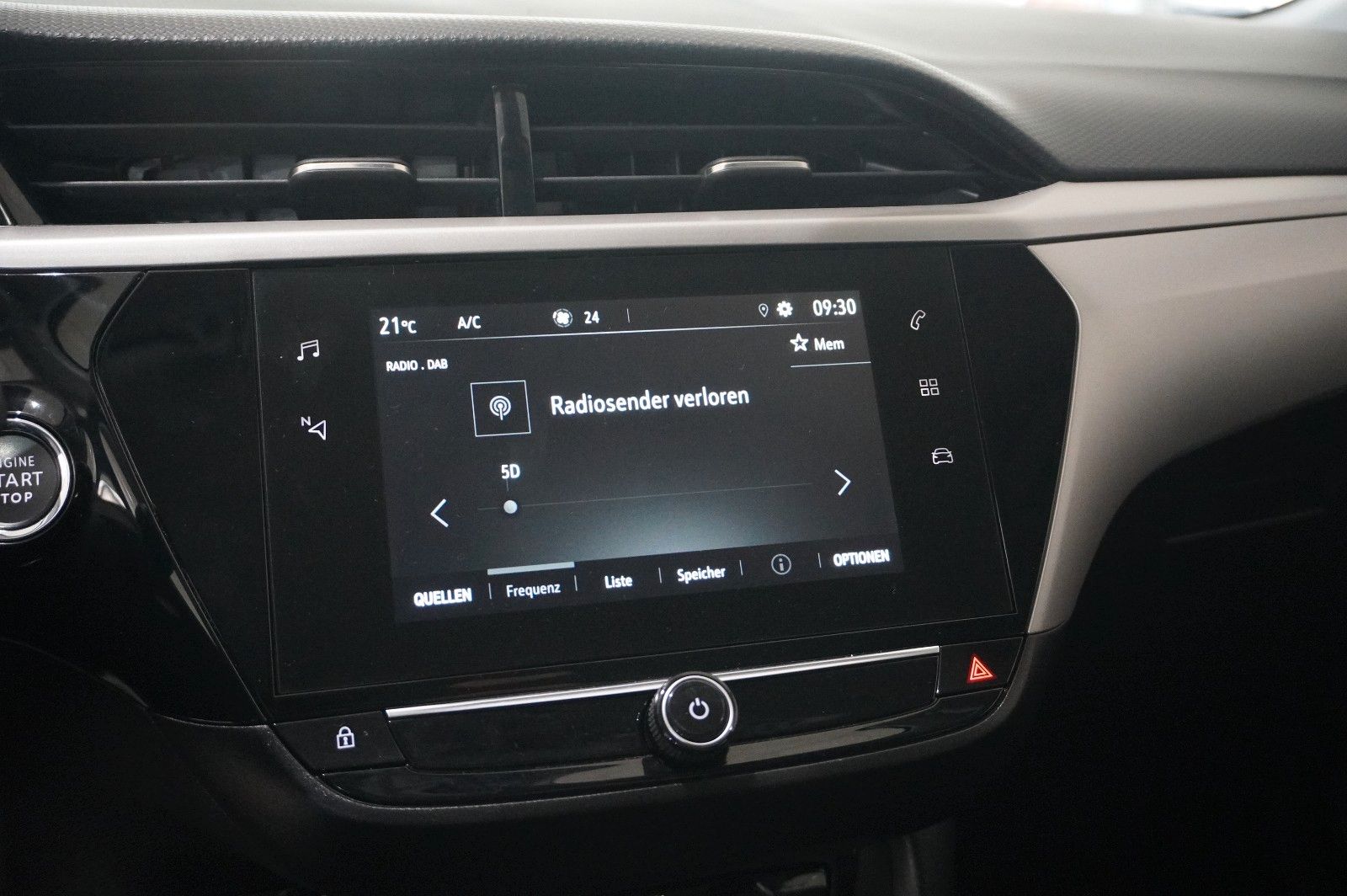 Fahrzeugabbildung Opel Corsa-e F EDITION 7KW NAVI/VIRT/TEMP/DAB/WÄRMEP.