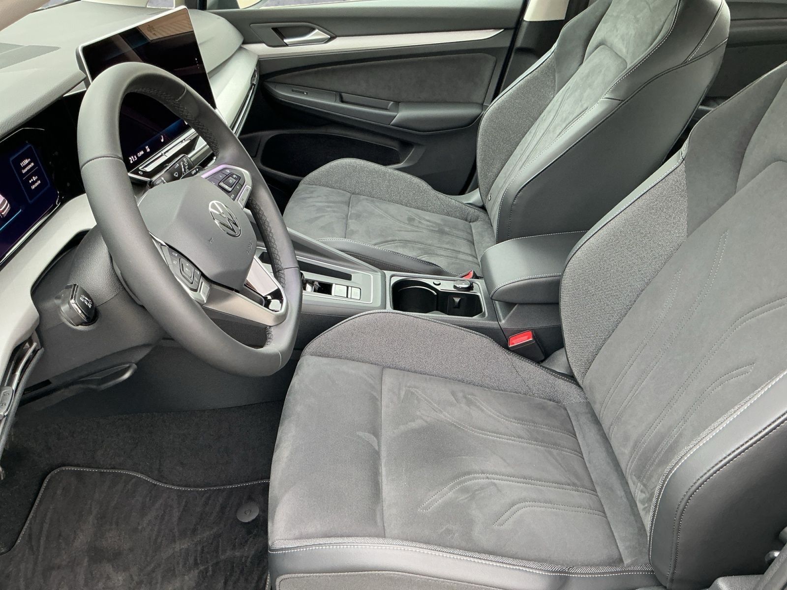 Volkswagen Golf - Bild 12
