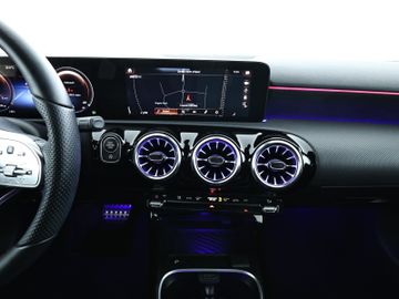Mercedes A 180 - 11