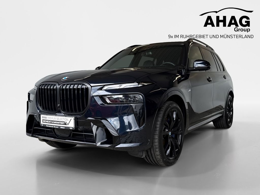 BMW X7 xDrive40d M Sport Pro 22" SKY Pano HK ACC+360