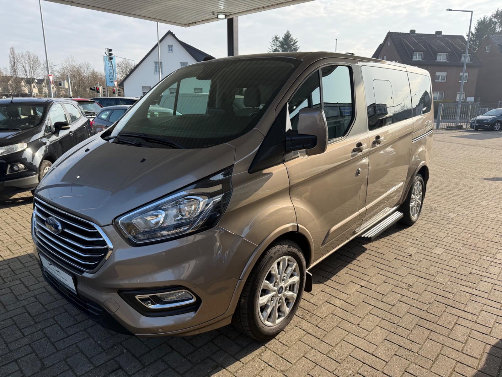 Ford Tourneo Custom Titanium