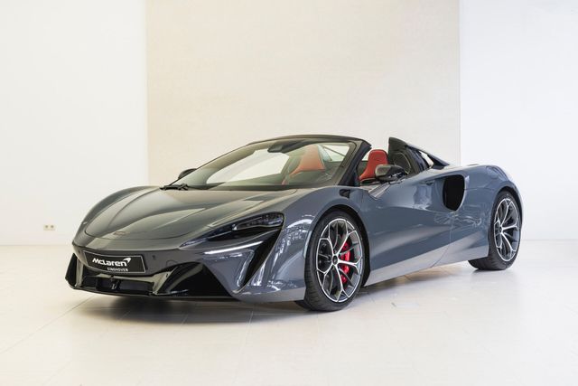 McLaren Artura Spider