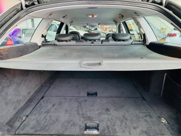 Mercedes E 200 - 11