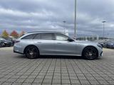 Mercedes-Benz E 300 de T-Modell mit EQ Hybrid Technologie HUD - Mercedes E-Klasse mit Schiebedach