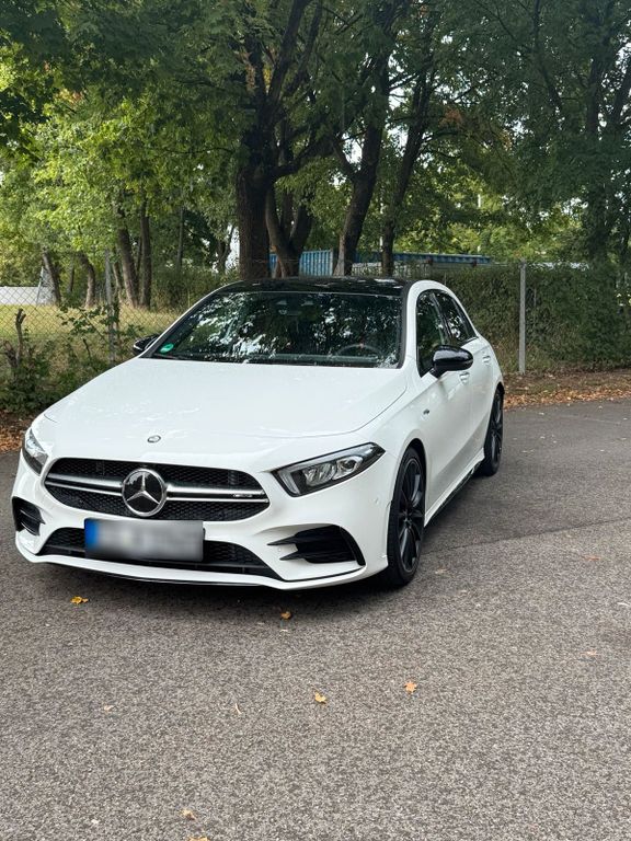Image of Mercedes-Benz A 35 AMG