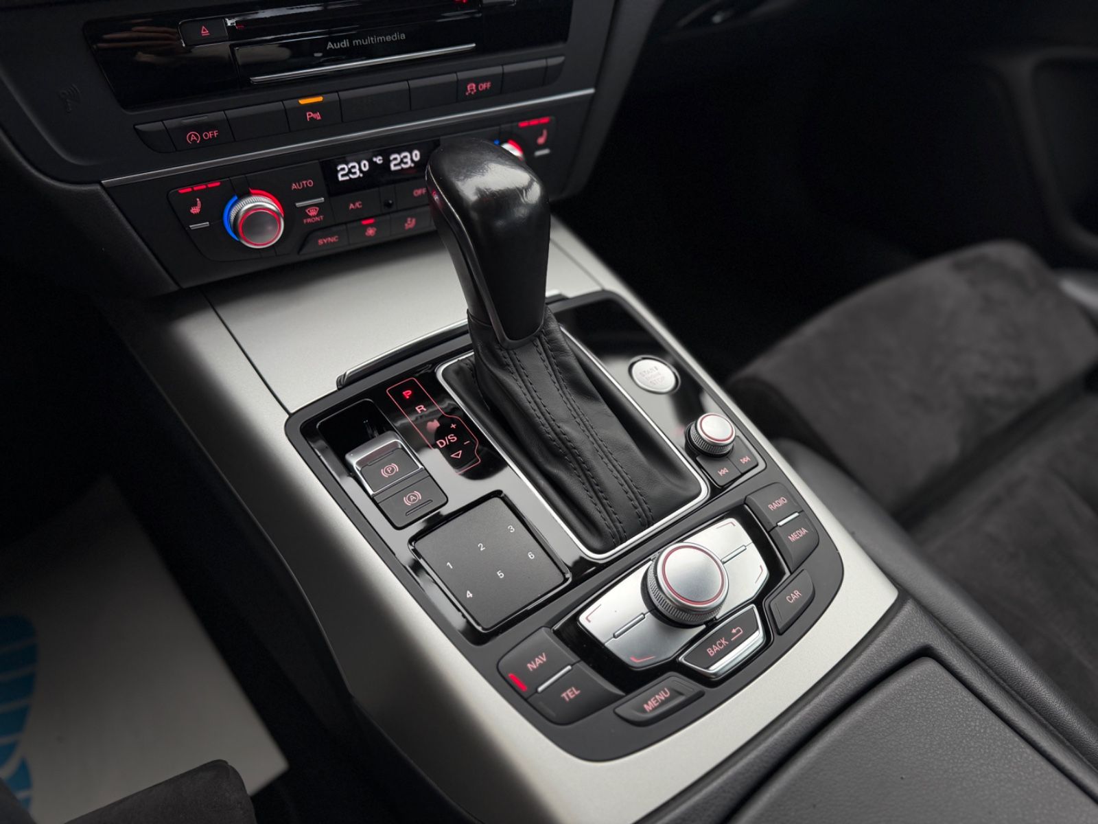 A6 Avant 2.0 TDI ultra S Tronic Navi Leder