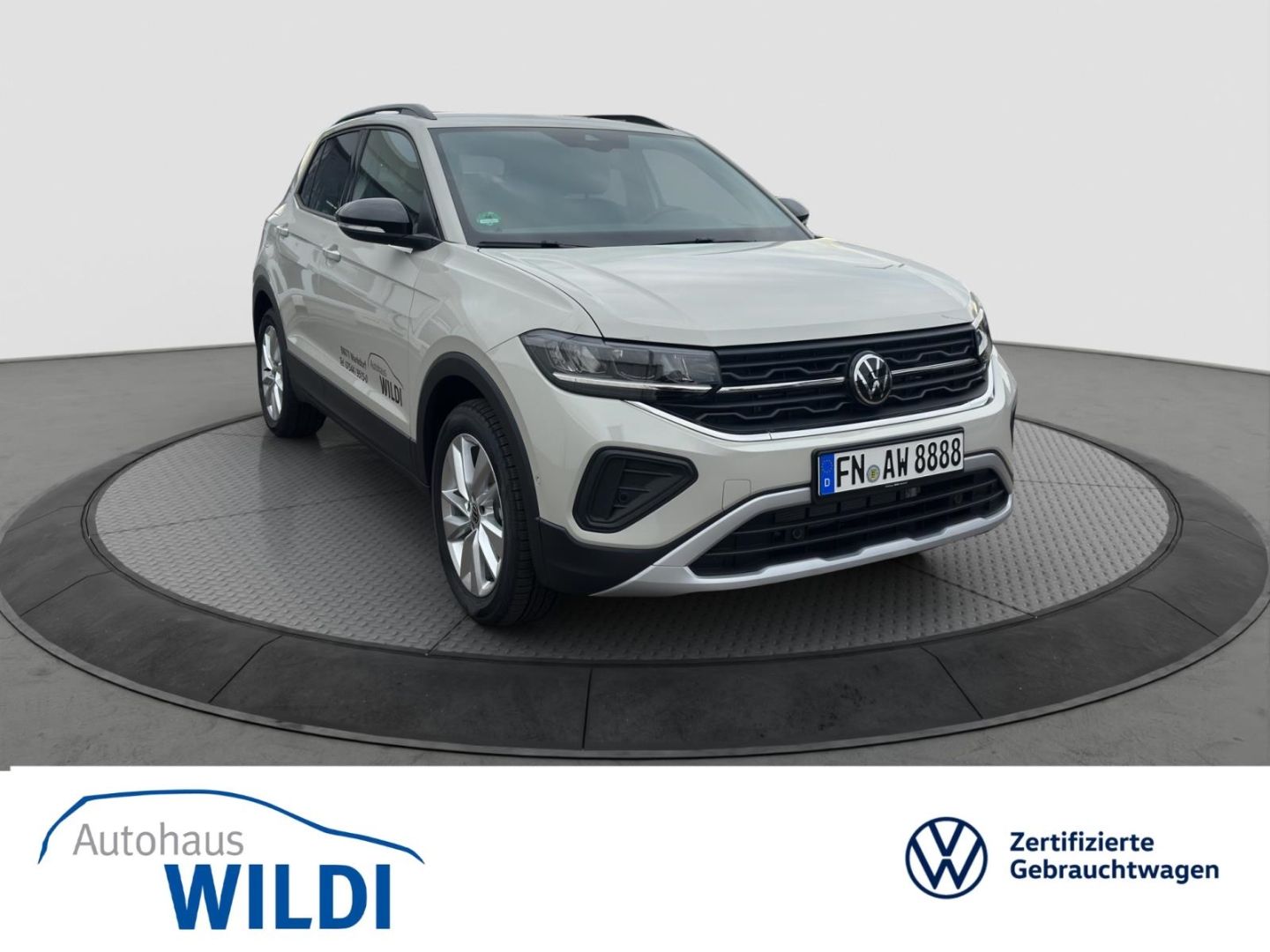 Volkswagen T-Cross - Bild 8