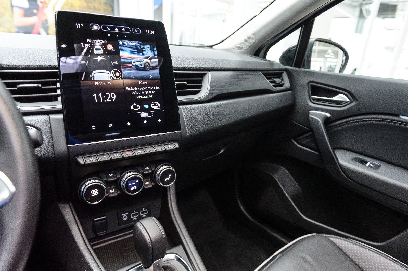 Fahrzeugabbildung Mitsubishi ASX 1.6 Top HEV +LED +Leder +Pano +Bose +Navi