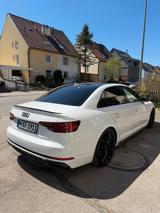 Audi A4 40 TFSI S tronic S line S line - Audi A4: Limousine, Line