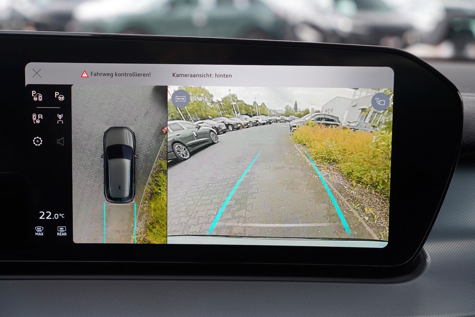 Audi Q3 SUV e-hybrid AHK S-LINE PANO TECH PRO MATRIX foto 23