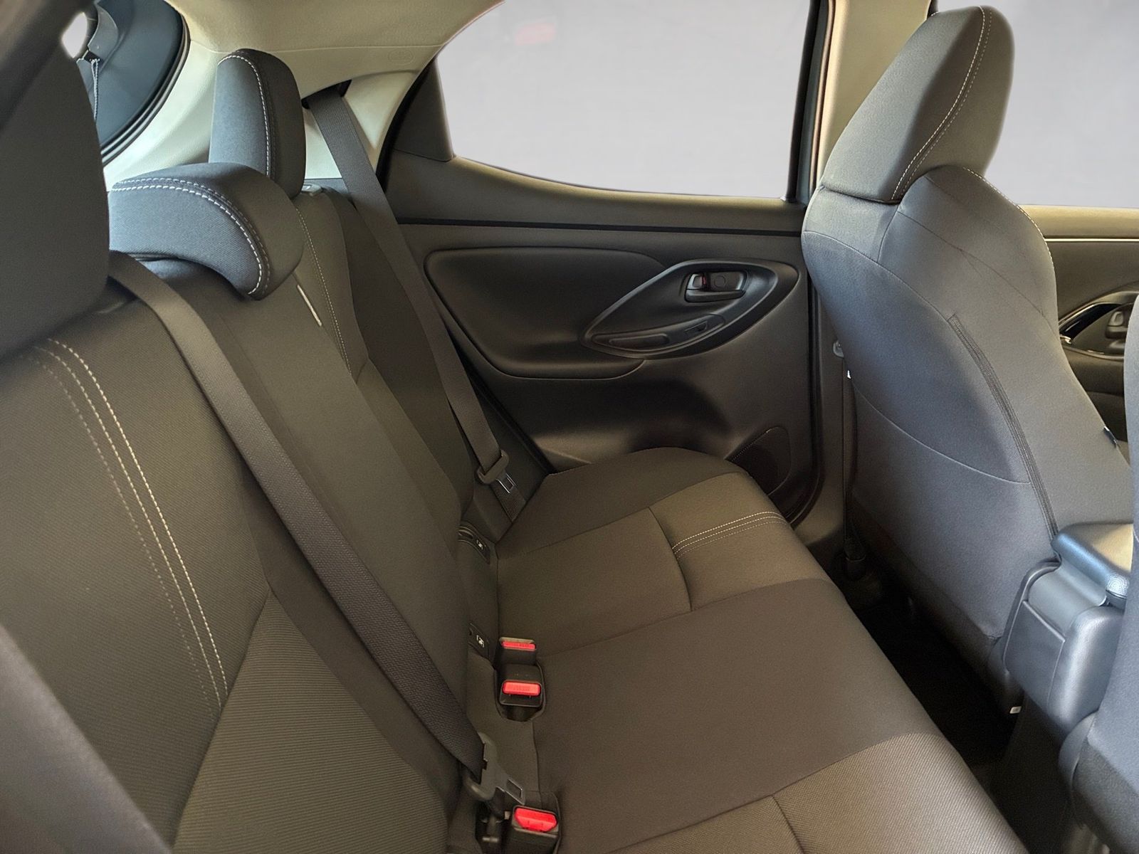 Fahrzeugabbildung Toyota Yaris 1.5 Hybrid Teamplayer Kamera,LED,ACC,PDC