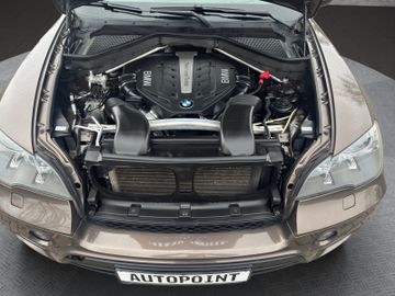 BMW X5 xDrive50i Panorama+Leder+Headup+AHK 3500kg, Bild 33