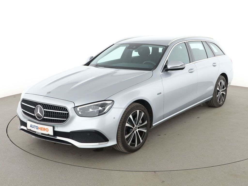 Image of Mercedes-Benz E 300