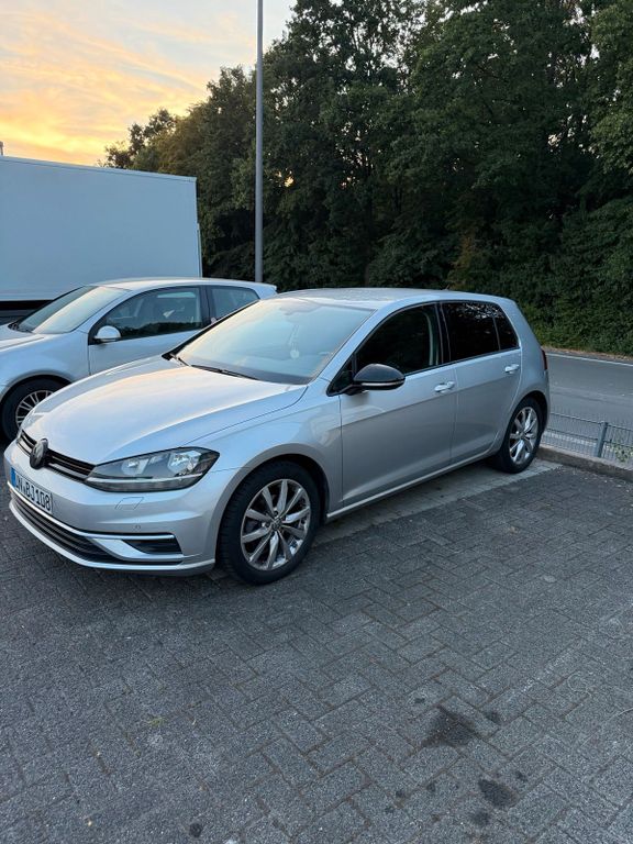 Image of Volkswagen Golf