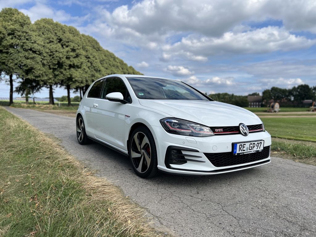 Image of Volkswagen Golf