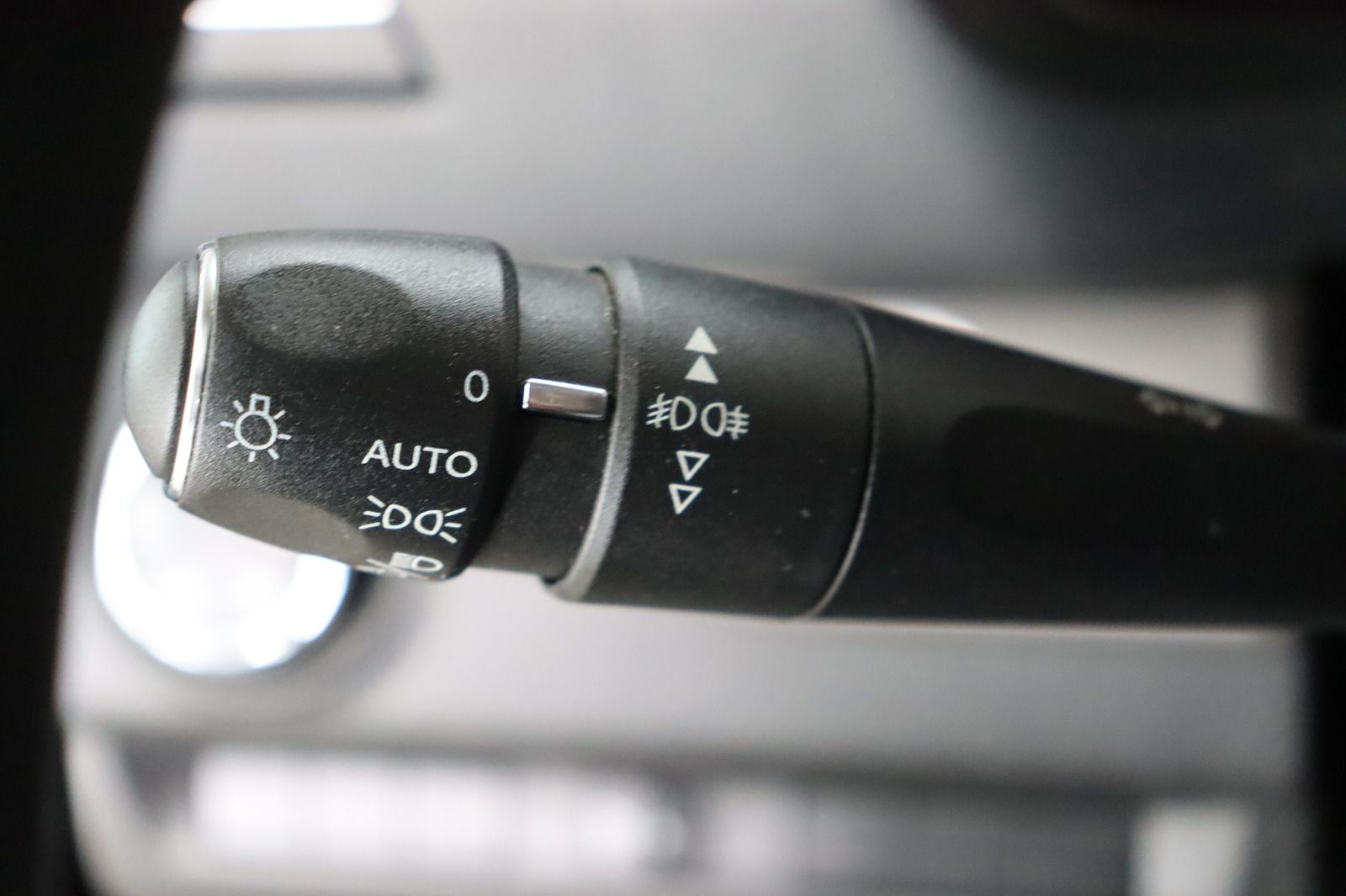 Fahrzeugabbildung Citroën Spacetourer Feel M * HUD * LED * RFK * AHK