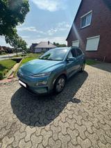 Hyundai KONA ELEKTRO große Reichweite - : Geländewagen, Grosse