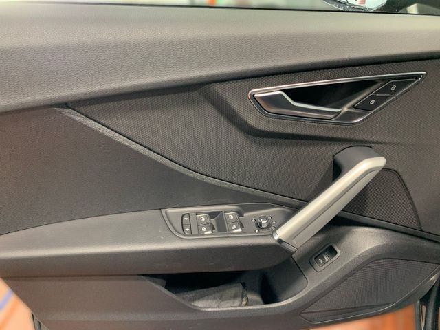 Q2 35 TFSI S LINE +OPTIK+MATRIX+AHK+NAVI+KAMERA+