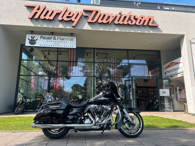 Harley-Davidson FLHXS Street Glide MY15 + viele Extras