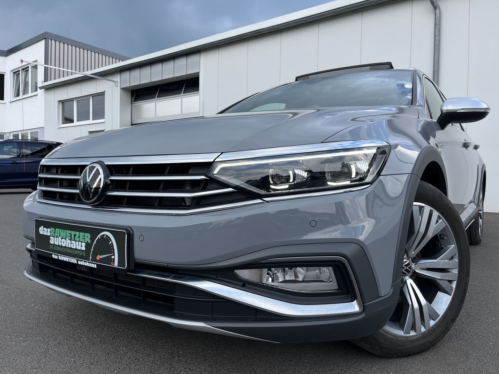VW Passat Alltrack 2.0 TDI DSG 4Motion AHK PANO STH