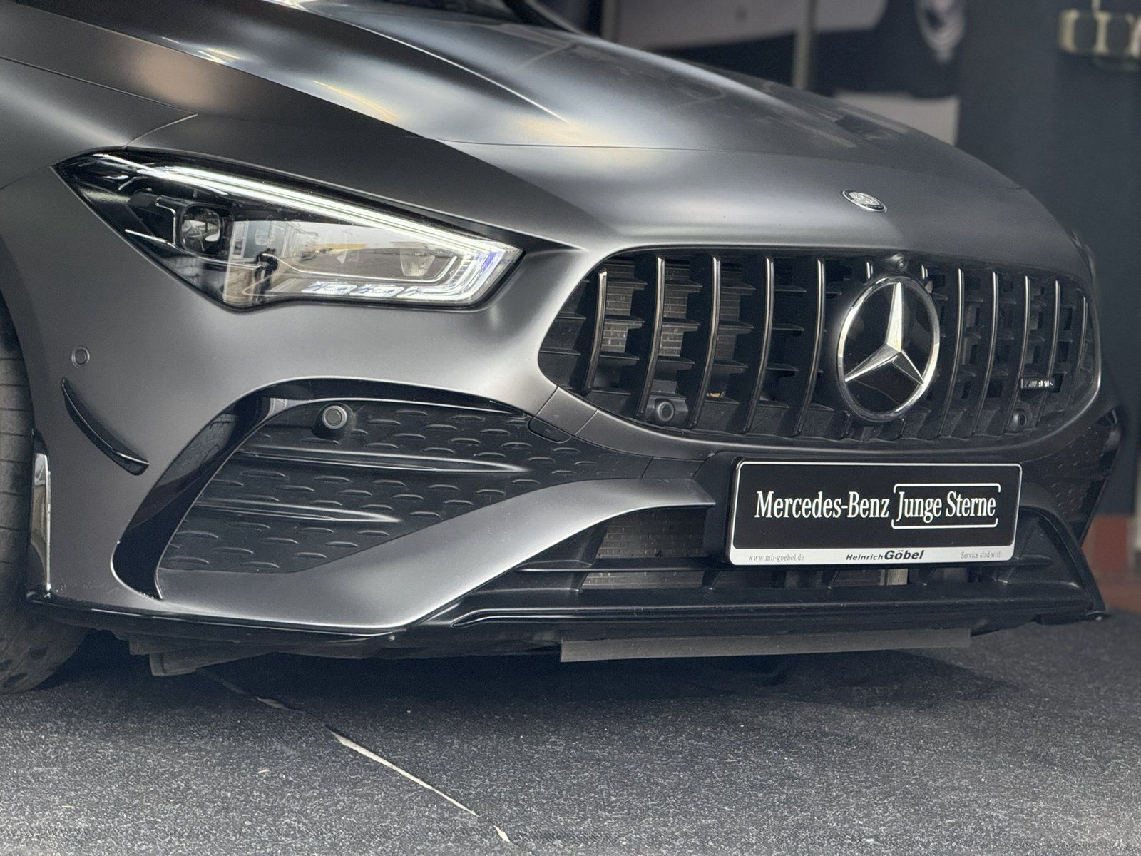 Fahrzeugabbildung Mercedes-Benz AMG CLA 35 4M*BURMESTER*PANO*FAP*HUD*360°KAMERA