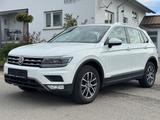 Volkswagen Tiguan Comfortline*4Motion*Offroad*LED*1.HND - : Offroad