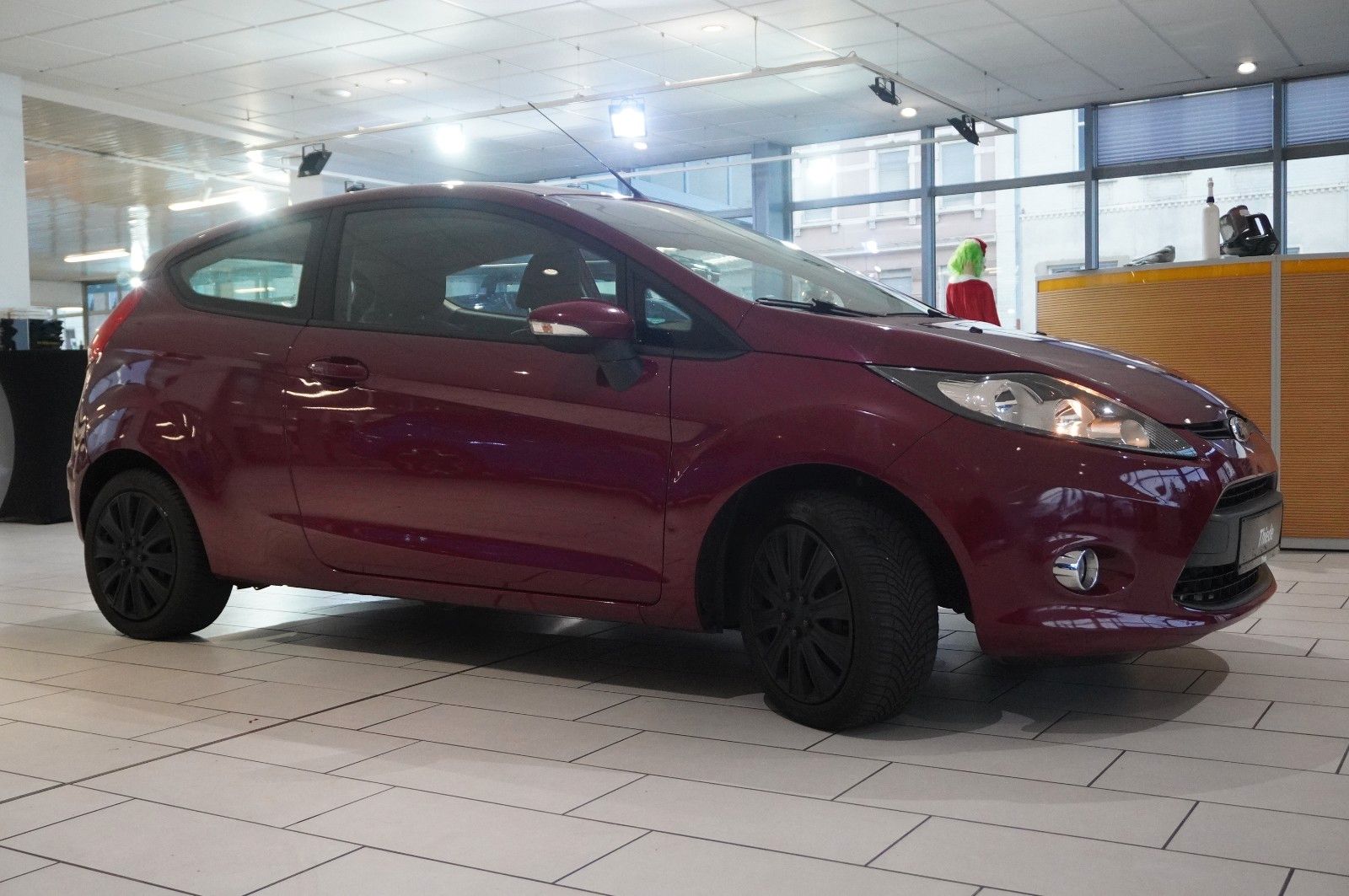 Fahrzeugabbildung Ford Fiesta 1.3 CHAMPIONS EDIT. 3-TÜR KLIMA/SHZ/USB