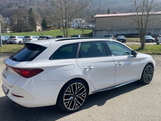 Leon Sportstourer VZ e-Hybrid *Navi/AHK/SHZ*