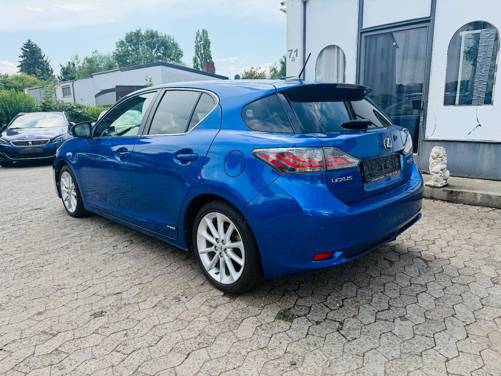 Lexus CT 200h Hybride 136 ch Dynamic • Boîte auto • 135 000 km • Phares LED • Radars AV/AR • Keyless