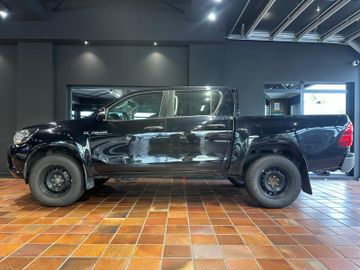 Toyota Hilux - 2