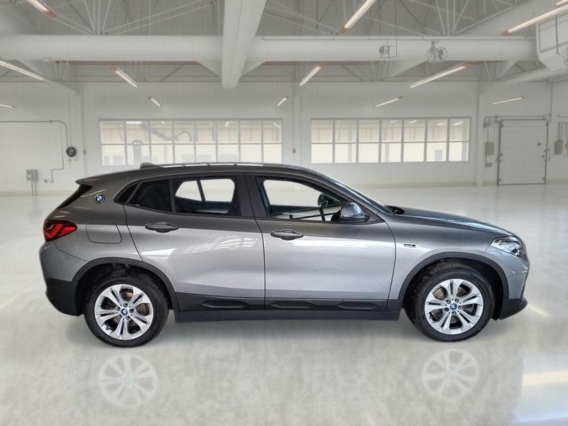 BMW X2 XDRIVE 25E BUSINESS X AUTOMATICO SUV imagem 3