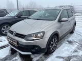 Volkswagen Polo V CrossPolo - Volkswagen Polo: Beige