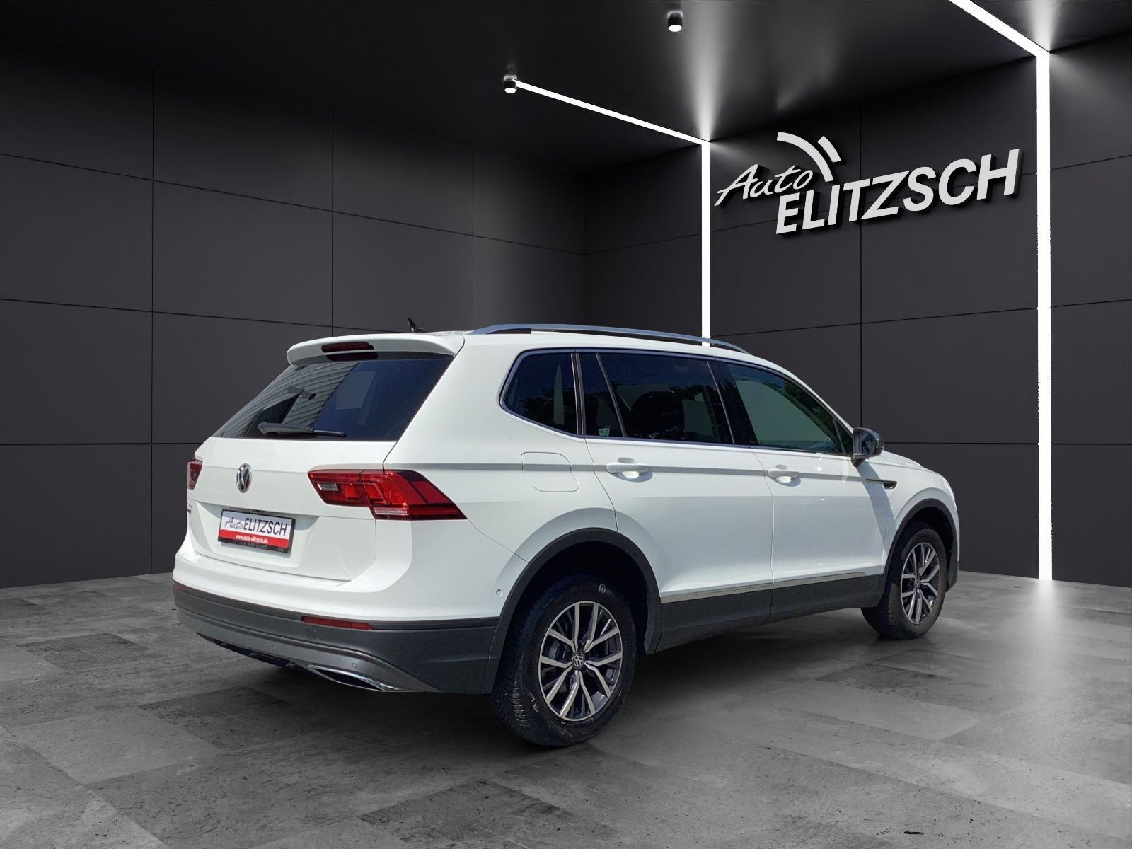 Fahrzeugabbildung Volkswagen Tiguan Allspace TDI Comfortline DSG STH LED Navi